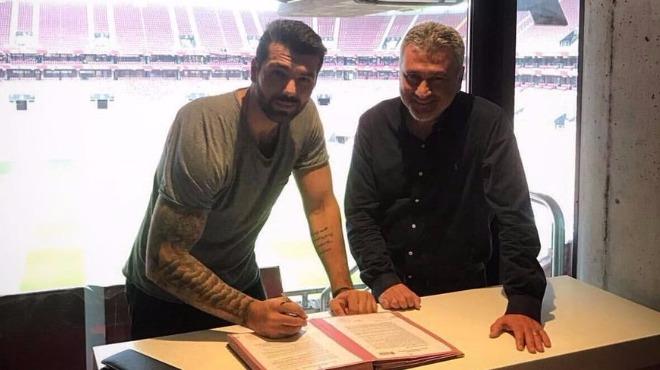 goksenın koksal ımzası