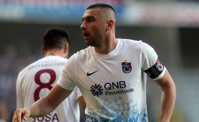 Burak Yılmaz'a sert gönderme