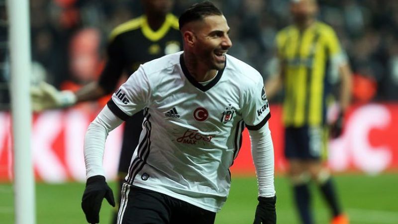 Ricardo Quaresma’dan taraftara çağrı Ricardo Quaresma'dan taraftara çağrı
