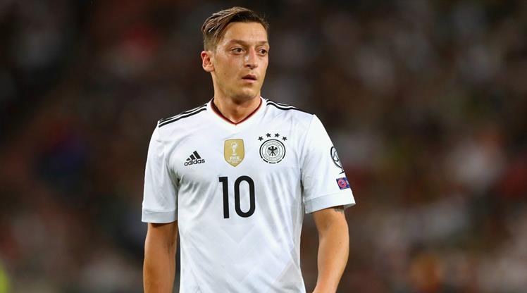 Mesut Özil Transfer Haberleri