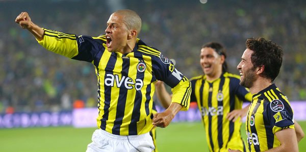 Alex De Souza Haberleri - www.diyagonal.net