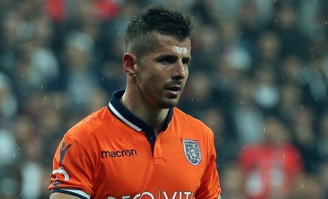 Emre Belözoğlu - www.diyagonal.netEmre Belözoğlu - www.diyagonal.netEmre Belözoğlu - www.diyagonal.net