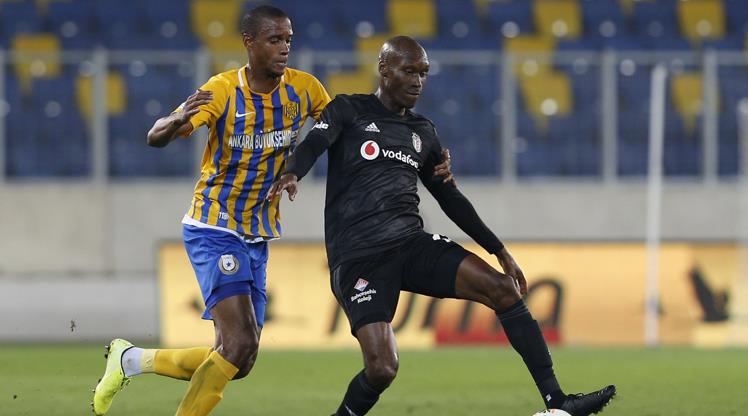 Alişan Çakmakoğlu'ndan Fikret Orman'a 'yanan ev' eleştirisi