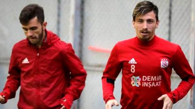 Emre Kılınç ve Mert Hakan Yandaş