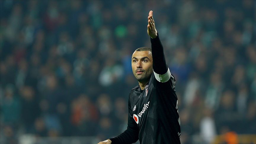 Burak Yılmaz'dan Koronavirüs açıklaması
