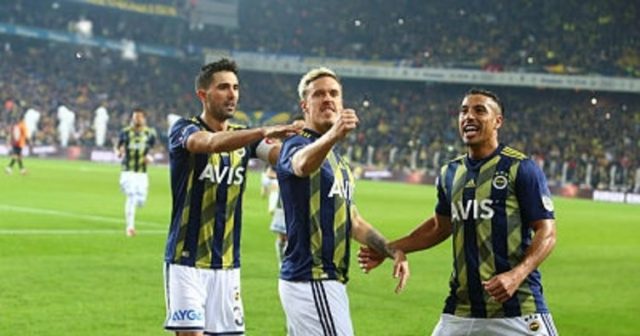 Max Kruse, Koronavirüs'e yakalandı