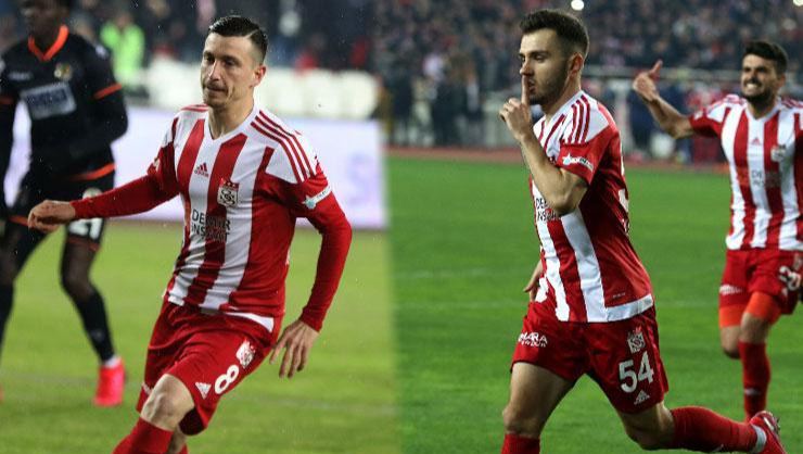 Mert Hakan Yandaş ve Emre Kılınç, Galatasaray'a transfer oldu