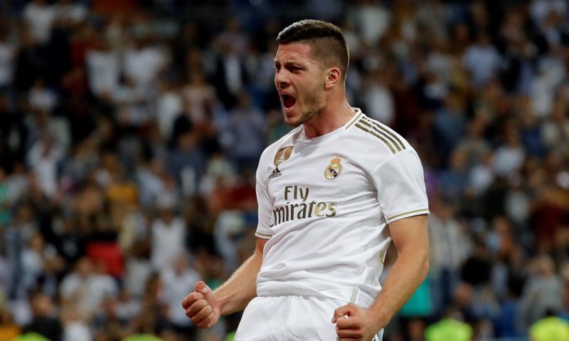 Luka Jovic, Milan'ın radarında