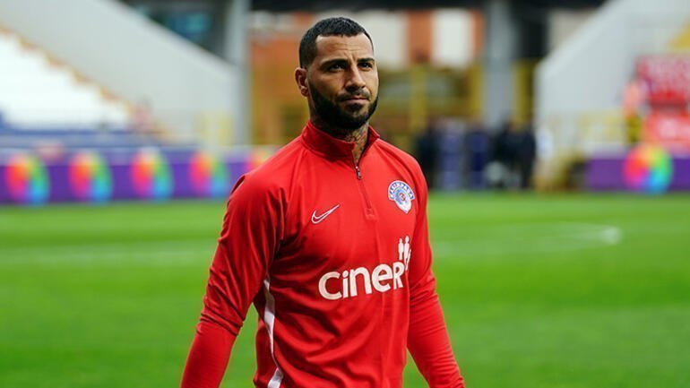 Ricardo Quaresma parti liderine meydan okudu