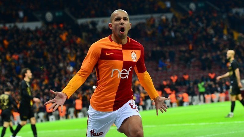 Sofiane Feghouili'yi isteyen kulüp 10 milyon euro getirecek