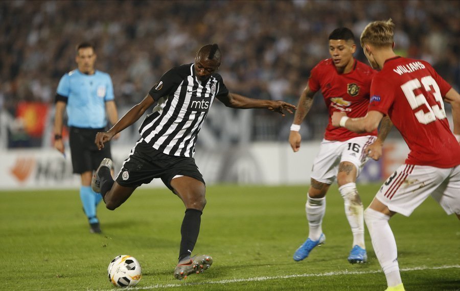 Beşiktaş, Umar Sadiq transferinde sonuca ulaşamadı