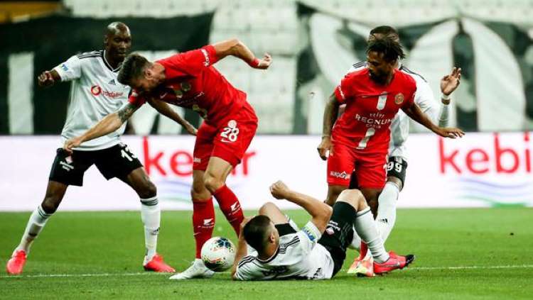 Gökhan Çetin'den Sergen Yalçın'a eleştiri