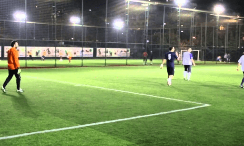 Halı sahalar yeniden kapatılıyor - halı saha tutkunlarına kötü haber