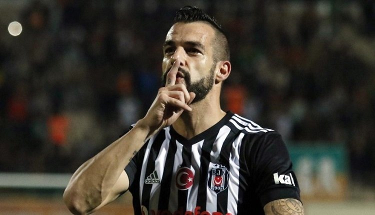 Alvaro Negredo, Cadiz'e transfer oldu