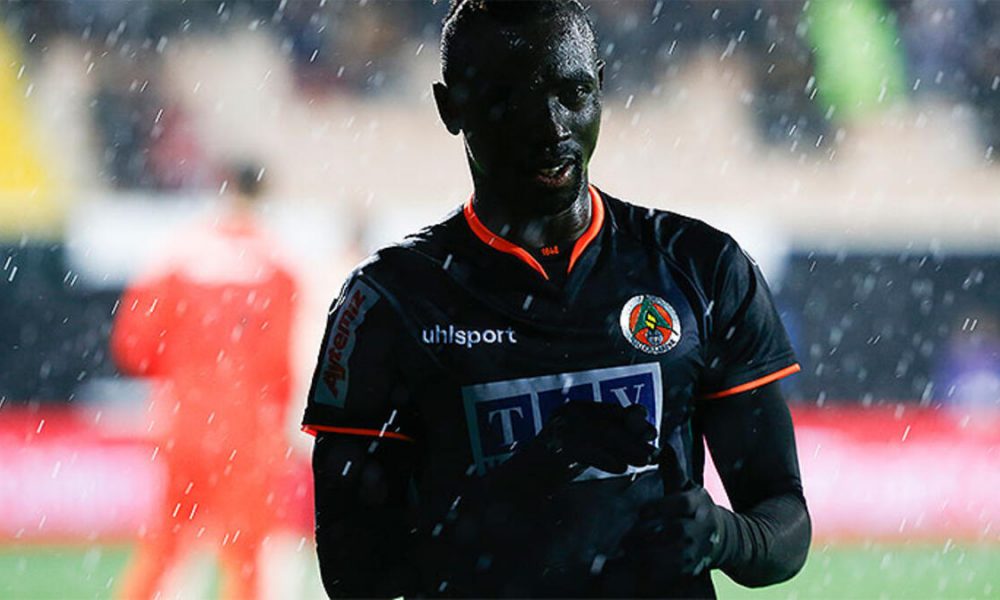 Papiss Demba Cisse, Kartal olmaya çok yakın