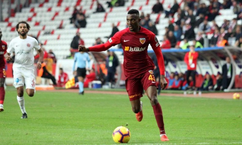 Başkan Mustafa Cengiz, Bernard Mensah iddialarını yalanladı