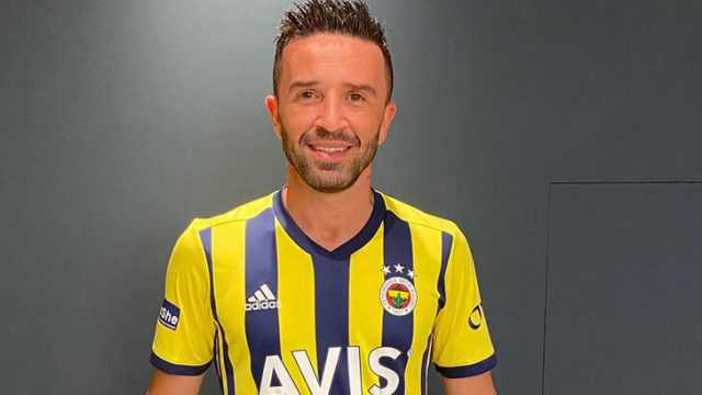 Fenerbahçe transfere hızlı başladı Gökhan Gönül 640x360 - Fenerbahçe transfere hızlı başladı