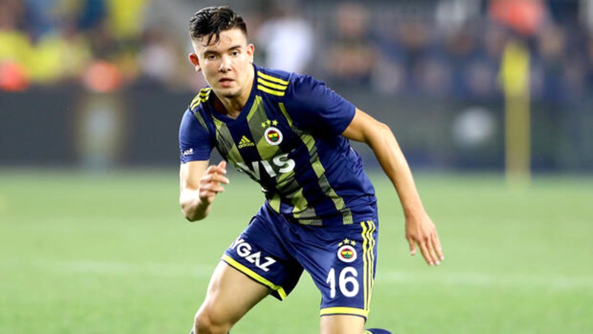 Hem Hollanda hem Kanada, Ferdi Kadıoğlu'nu istiyor