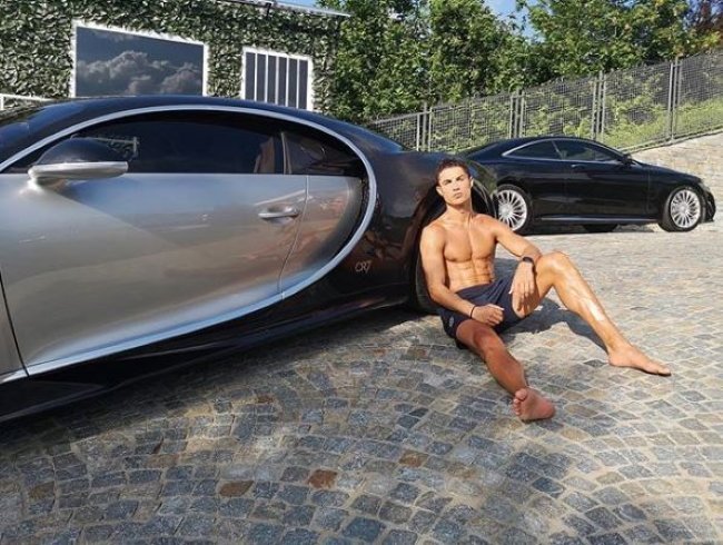 Ronaldo'nun yeni arabası