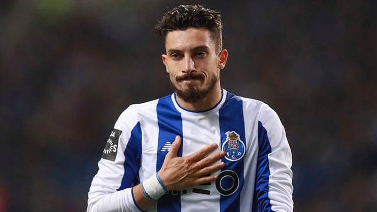 Alex Telles