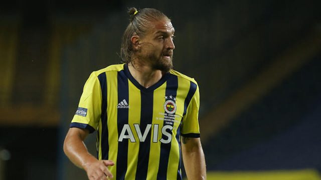 Caner Erkin, Beşiktaş'ı icraya verdi