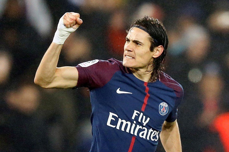 Emre Belözoğlu, Cavani'yi aramış
