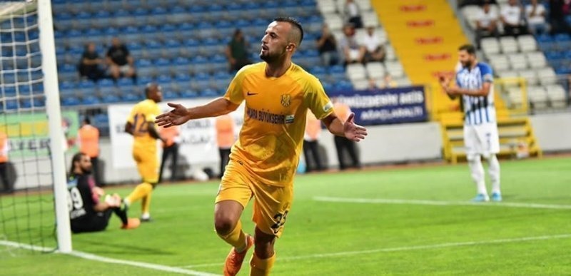 İlhan Parlak, Kayserispor'a transfer oldu