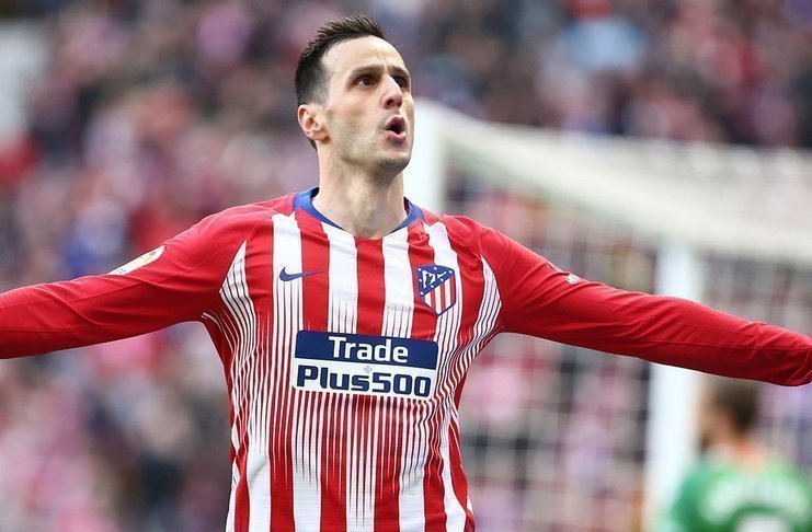 Nikola Kalinic'in menajeri Fenerbahçe için geliyor Nikola Kalinic'in menajeri Fenerbahçe için geliyor