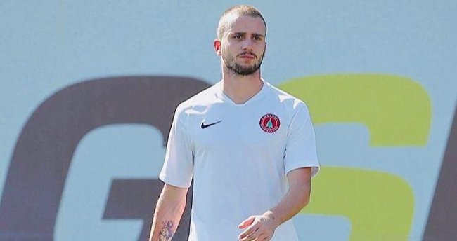 Muammer - Galatasaray genç futbolcu ile ön anlaşma yaptı