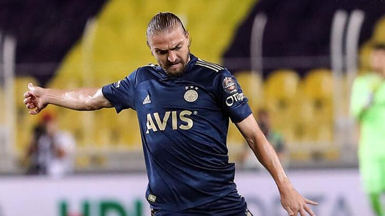 Caner Erkin'den inleyen nağmeler paylaşımı - Diyagonal