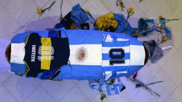 Diego Maradona'nın ölü halini paylaştılar
