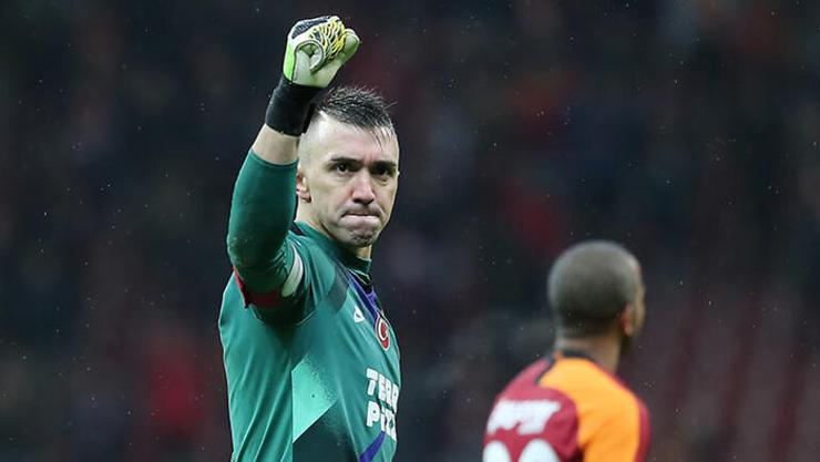 Fernando Muslera Ocak'ta geri dönüyor - Diyagonal