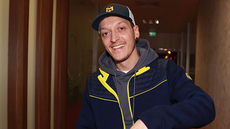 Mesut Özil