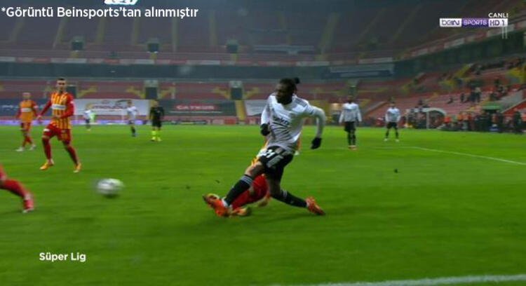 N'Sakala penaltı pozisyonu