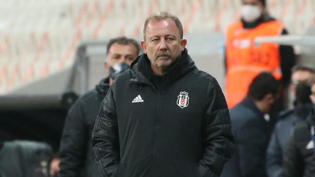 Beşiktaş yönetiminden Sergen Yalçın'a transfer sözü