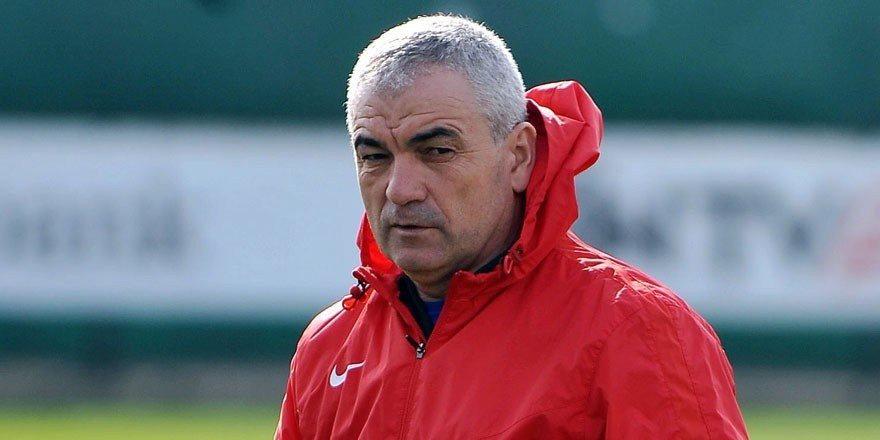 Rıza Çalımbay'ın önünü açan milli takım maddesi