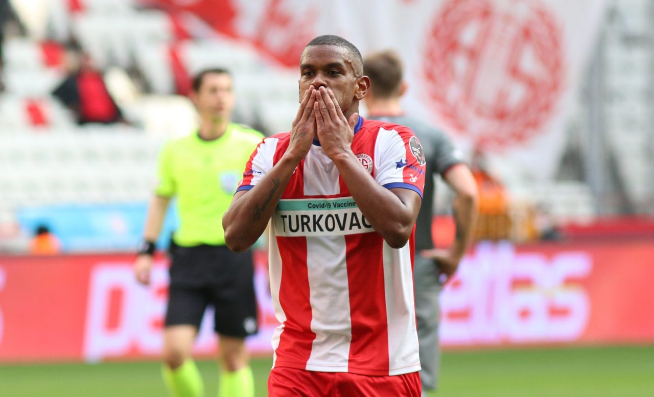 Fernando'nun serbest kalma maddesindeki rakam şaşırttı