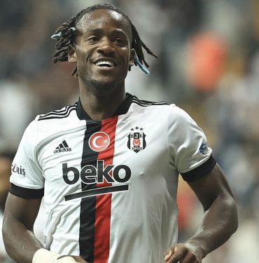 Michy Batshuayi direkt soyunma odasına gitti