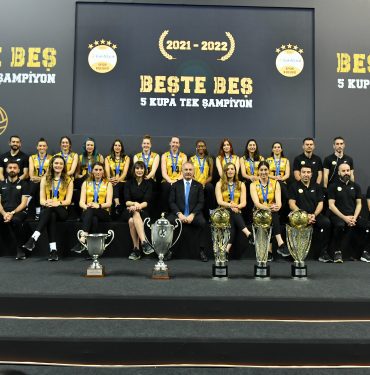 Vakıfbank'ın 5 yıldızlık sezonu