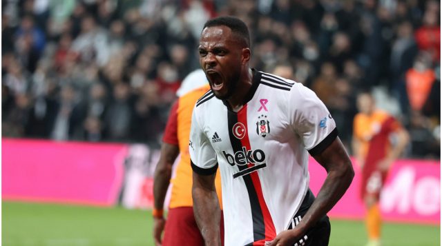 cyle-larin-besiktas-1635414210-73702