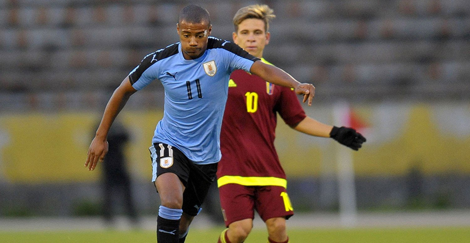 fenerbahce-nicolas-de-la-cruzu-transfer-etmek-istiyor-363-cover