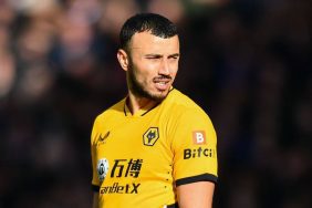 Romain Saiss Salı günü İstanbul'a geliyor