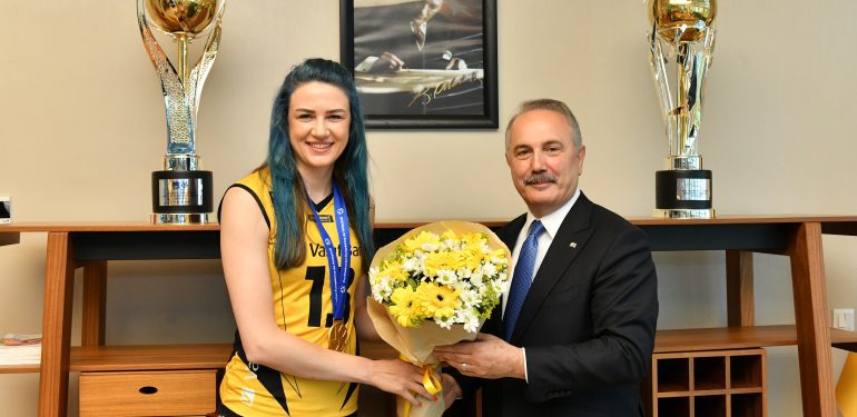 Vakıfbank, Meryem Boz'a veda etti