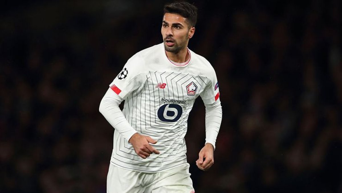 Zeki Çelik, Roma'ya transfer olmak üzere