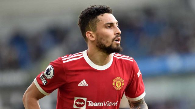 Alex Telles, Manchester United'tan ayrılıyor