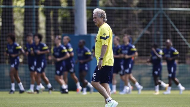 FENERBAHÇE'NİN ŞAMPİYONLAR LİGİ SÜRECİ PLANSIZLIK MI, YOKSA MİSTİK BİR ŞEY Mİ