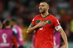 Romain Saiss, en az 2 maç kaçıracak