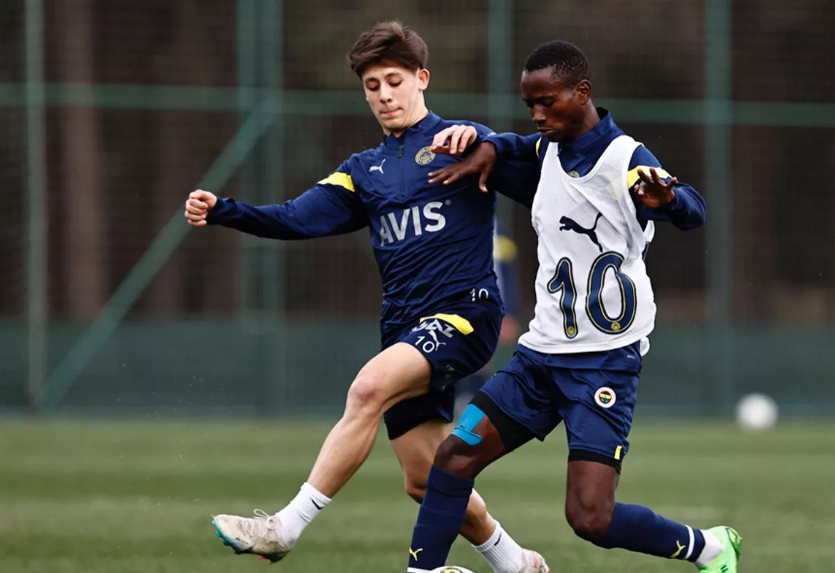 Cherno Alagie, Fenerbahçe'ye transfer oldu - Diyagonal