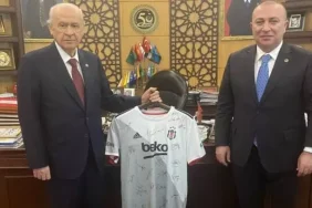 Devlet Bahçeli, Beşiktaş üyeliğinden ayrıldı