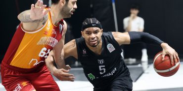 Beşiktaş, Galatasaray'ı evinde devirmeyi başardı